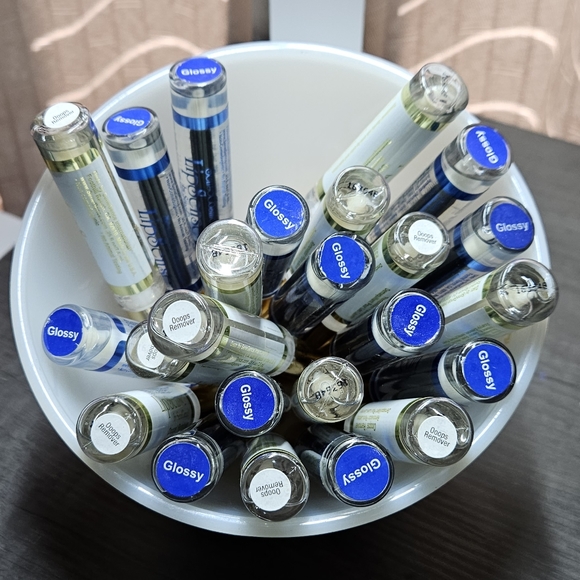 LipSense Glossy Gloss/Ooops Remover - Picture 2 of 3